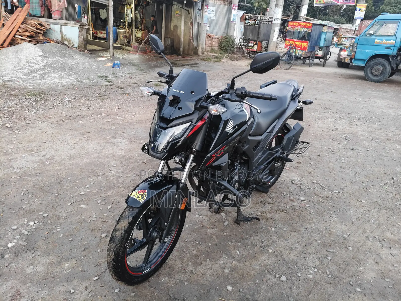 হোন্ডা এক্স-ব্লেড ১৬০ ২০২১ কালো