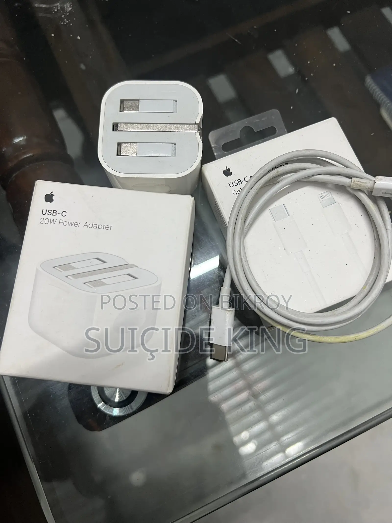 অ্যাপল ২০ওয়াট চার্জার ক্যাবল সহ