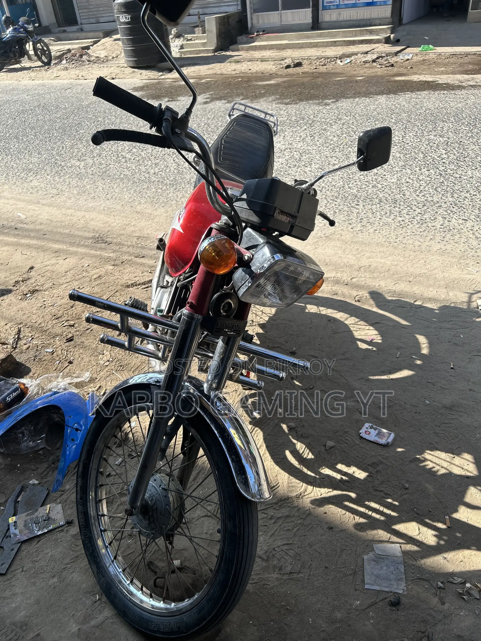 Honda 2000 Red