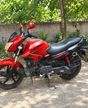 Hero Glamour 2017 Red