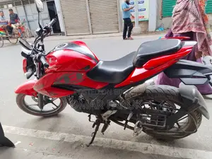 Suzuki Gixxer 2022 Red