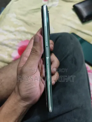 রিয়েলমি ১০টি ১২৮ জিবি রেড