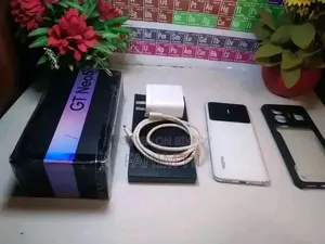 Realme GT Neo 5 240W 256 GB White