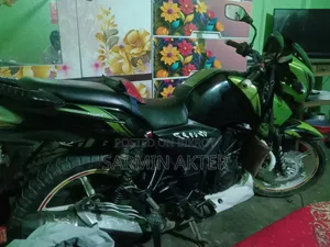 TVS Apache RTR 160 2V 2014 Green