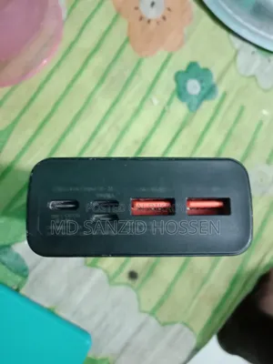 পাওয়ার ব্যাংকটি বিক্রি হবে এখনো নতুন আছে