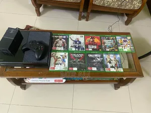 X Box One এবং ১০টি ডিস্ক বিক্রির জন্য