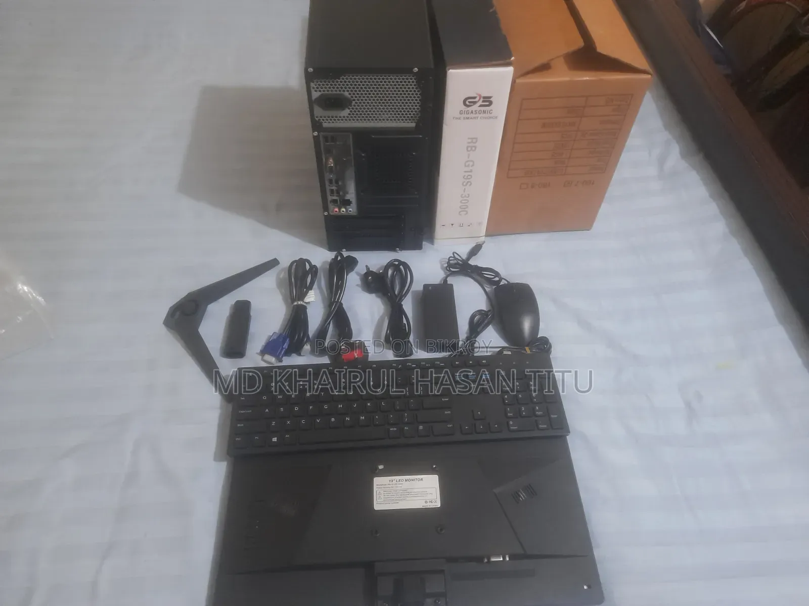 Desktop Computer 4GB Intel Core i3 1TB HDD