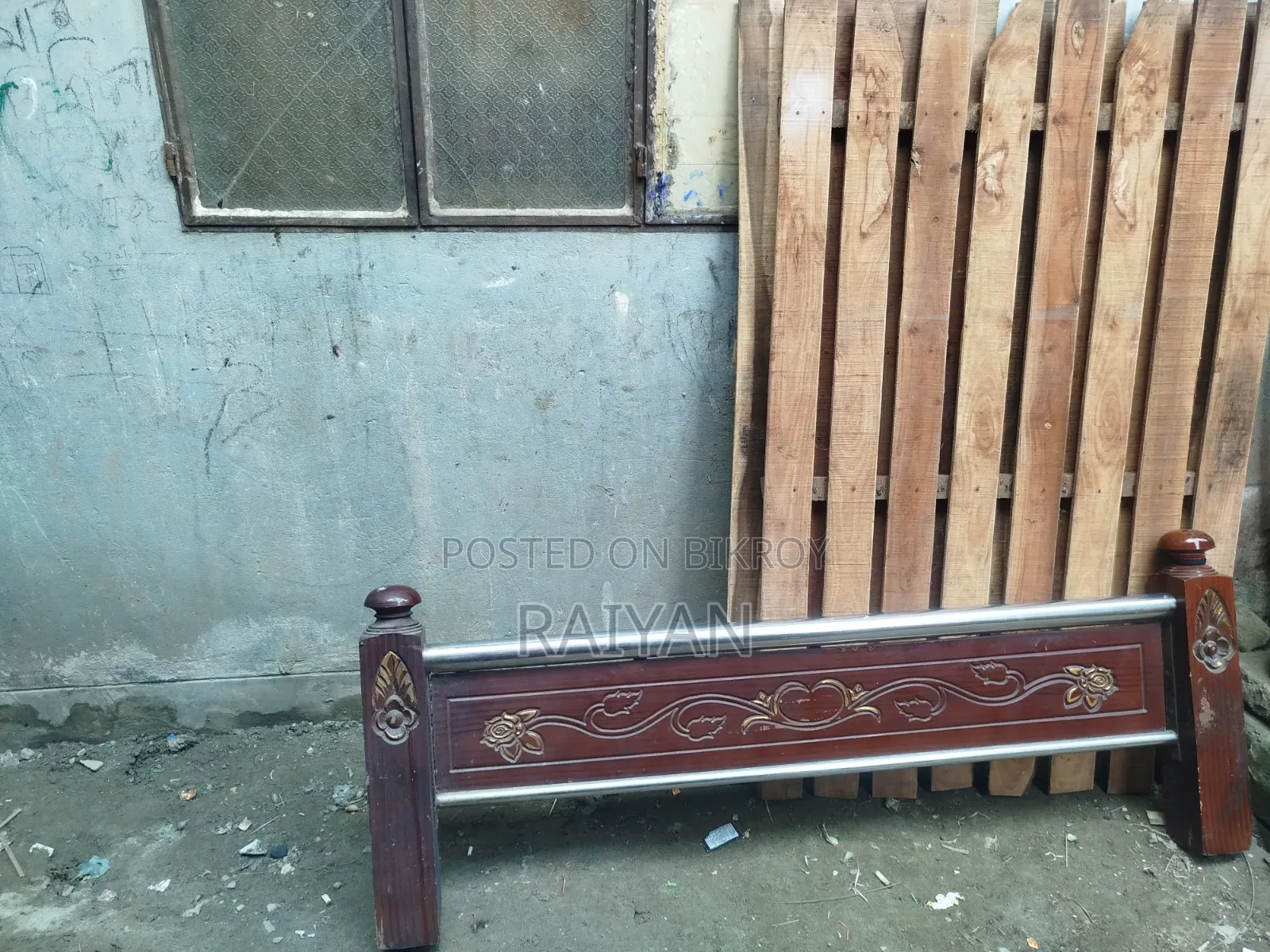 ৫/৭ ফিটের খাট