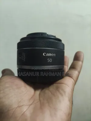 Canon RF 50mm F/1.8 STM