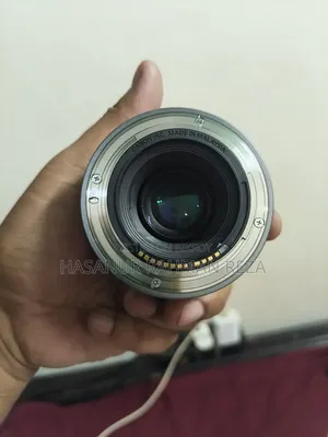 Canon RF 50mm F/1.8 STM