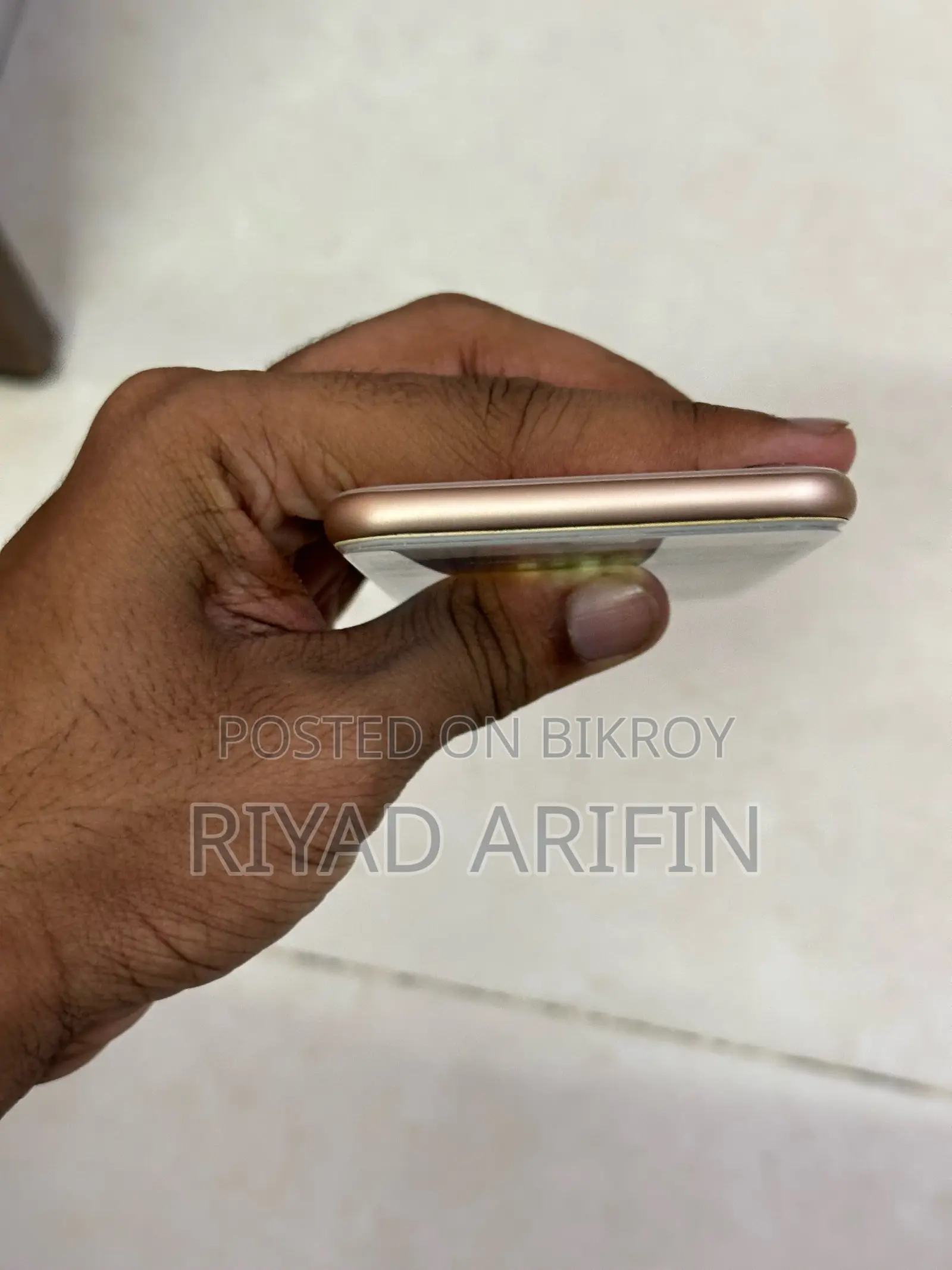 অ্যাপল আইফোন ৮ ৬৪ জিবি গোল্ড