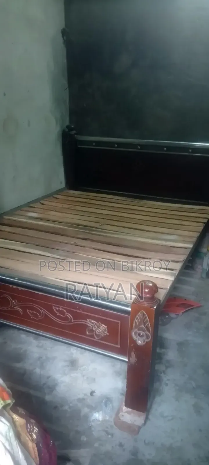 ৫/৭ ফিটের খাট