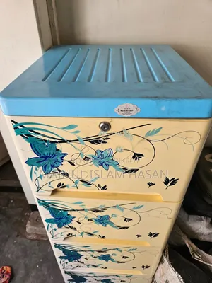 ওয়ার্ডরোব বিক্রয়ের জন্য