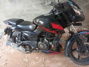 বাজাজ পালসার ১৫০ ২০২১ ব্ল্যাক