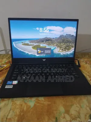 New Laptop 8GB Intel Core Ultra 5 SSD 512GB