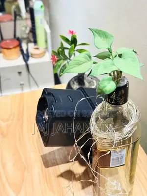 ৪কে প্রজেক্টর ২জিবি ১৬জিবি রুম