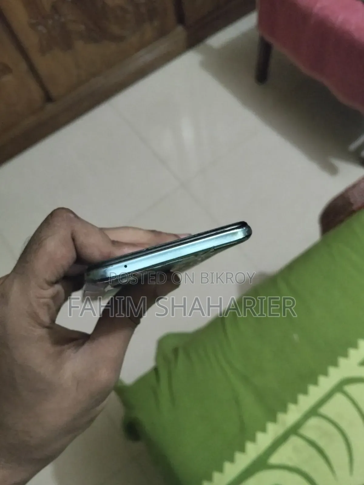 অপো এফ১৫ ২৫৬ জিবি নীল