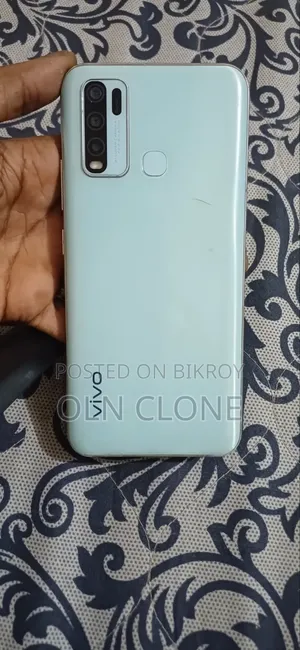 ভিভো ওয়াই৩০ ১২৮ জিবি হোয়াইট