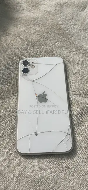 Apple iPhone 11 64 GB White