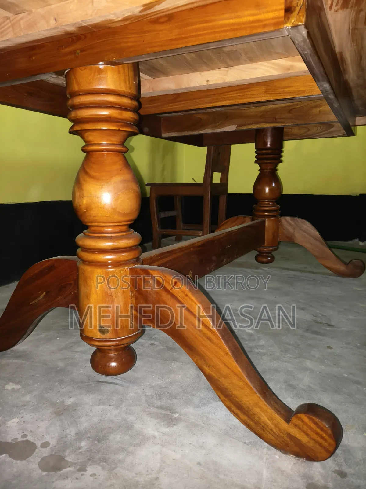 উডেন ডাইনিং টেবিল