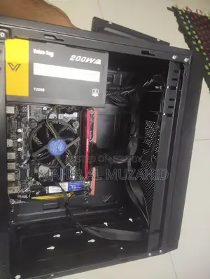Desktop Computer 8GB Intel Core i5 SSD 256GB