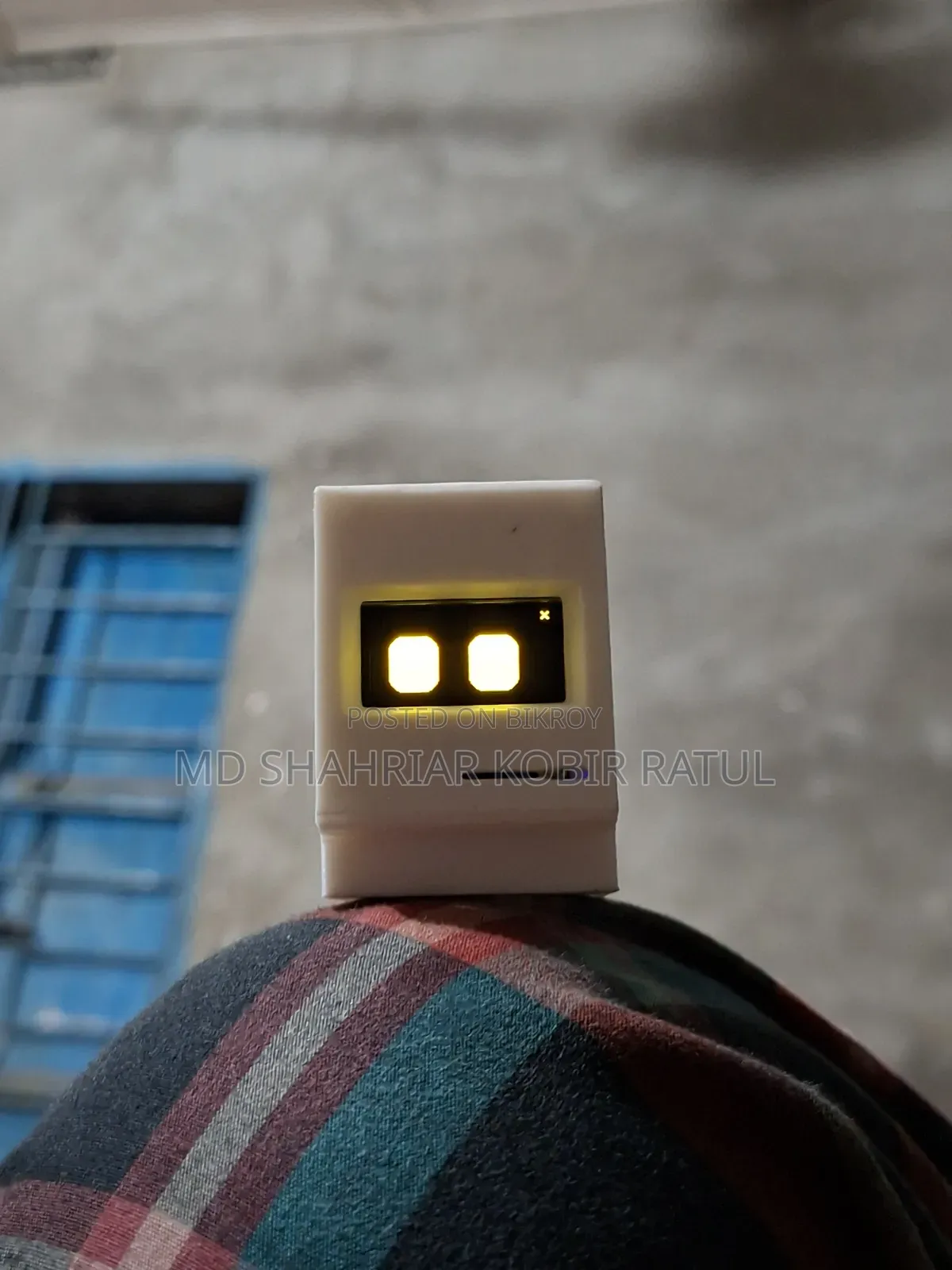 ডেস্কবট একটি স্মার্ট সঙ্গী