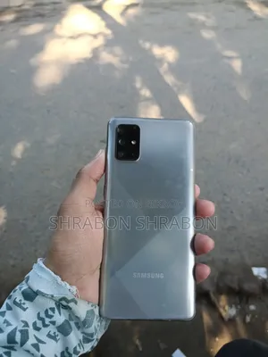 New Samsung Galaxy A71 128 GB Silver