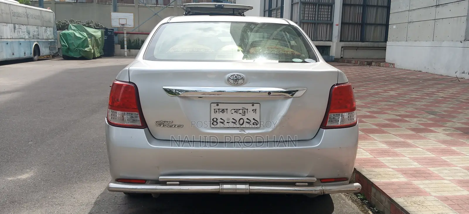 টয়োটা অ্যাক্সিও ২০১৪ সিলভার