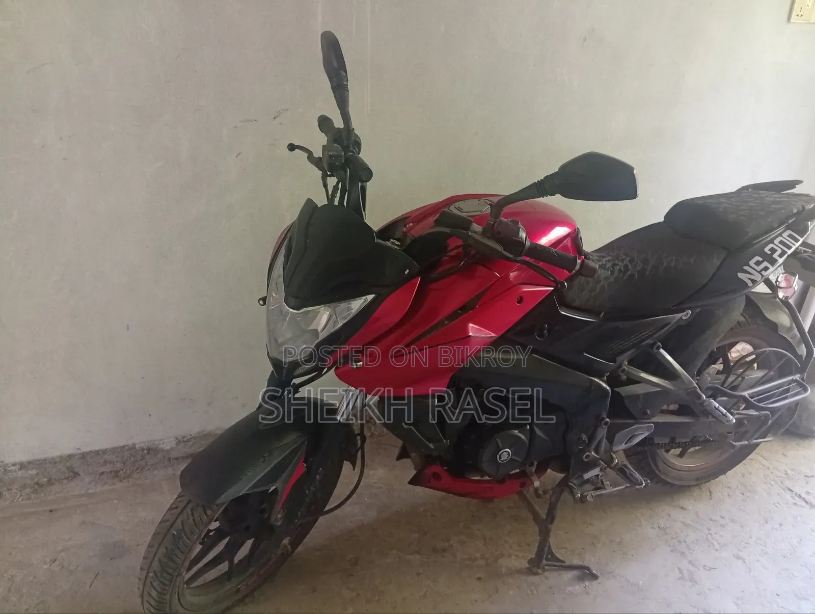 বাজাজ পালসার এনএস ১৬০ ২০১৯ লাল