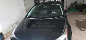 টয়োটা প্রিয়াস ২০১৭ কালো
