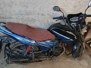 হিরো ইগনিটর ২০১৯ নীল