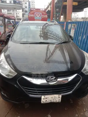 Hyundai Tucson 2012 Black