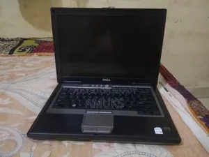 Laptop Dell Latitude D620 4GB Intel Pentium SSD 512GB