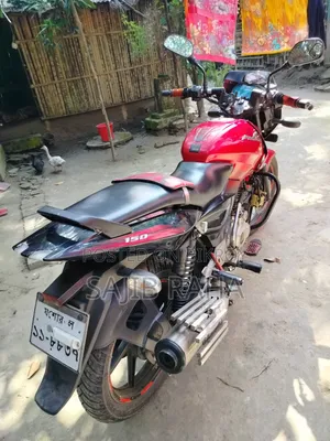 বাজাজ পালসার ১৫০ ২০১৫ লাল