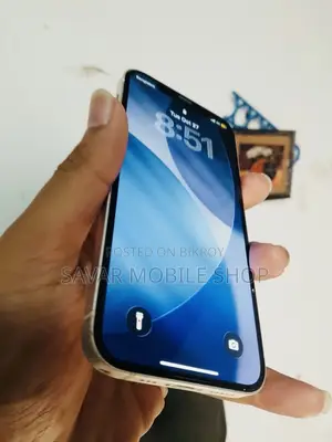 অ্যাপল আইফোন ১২ ৬৪ জিবি হোয়াইট