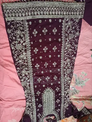 মহিলাদের পোশাক