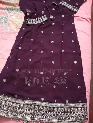 মহিলাদের পোশাক