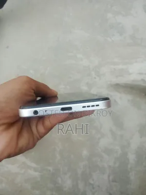 ইনফিনিক্স হট ৬০আই ১২৮ জিবি সিলভার