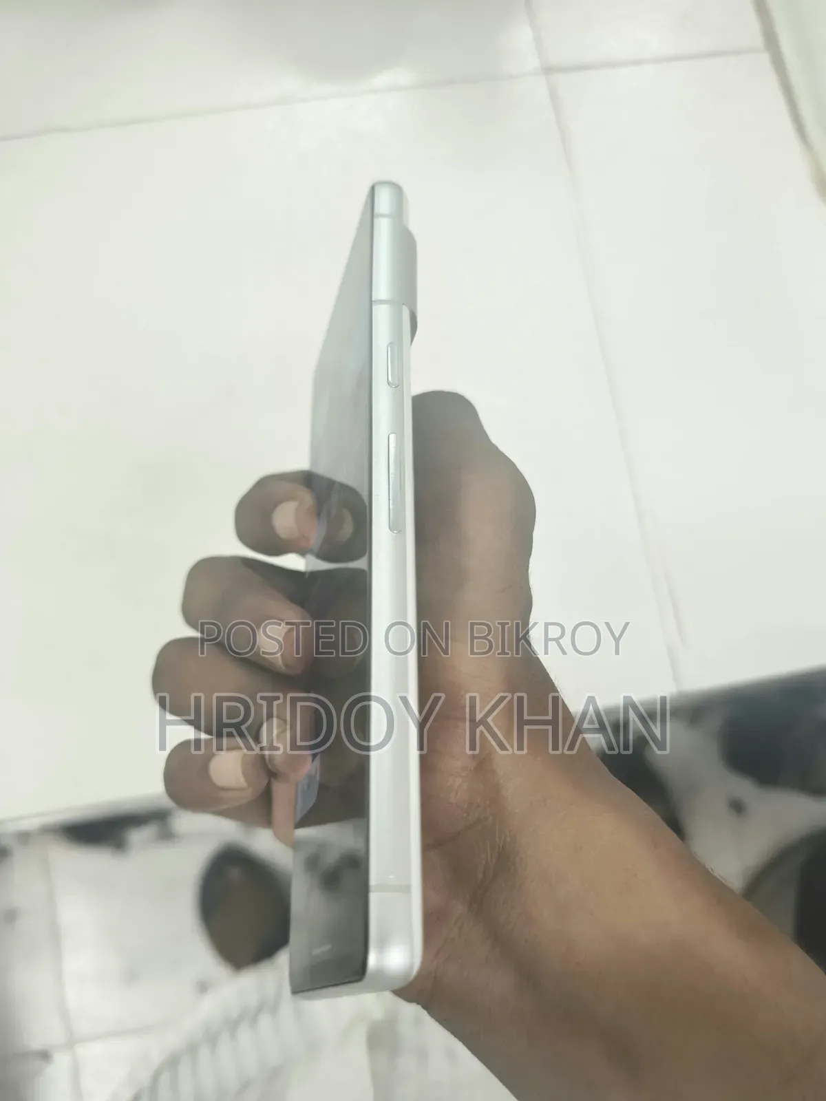 গুগল পিক্সেল ৭ ২৫৬ জিবি হোয়াইট