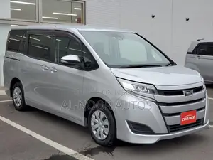 Toyota Noah 2.0 FWD (8 Seater) 2021 Silver