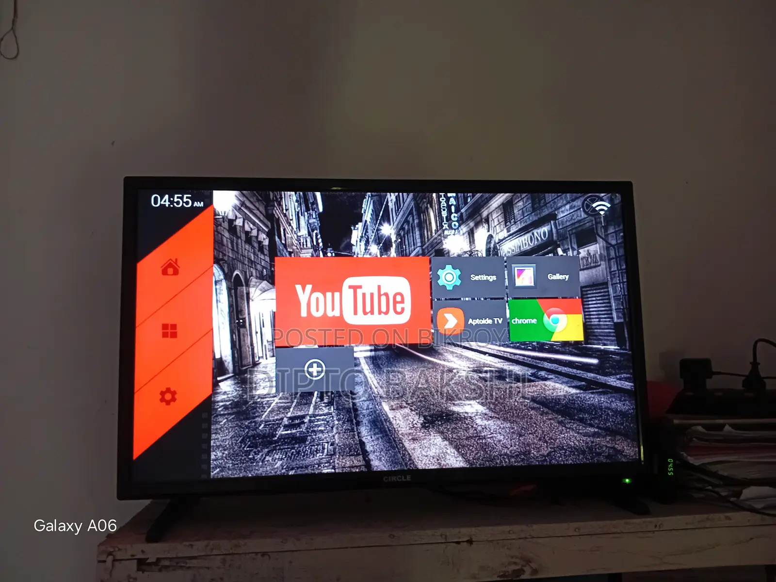 Circle 32" LED TV (With Smart Android Box)