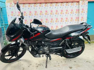 বাজাজ পালসার ১৫০ ২০১৮ ব্ল্যাক