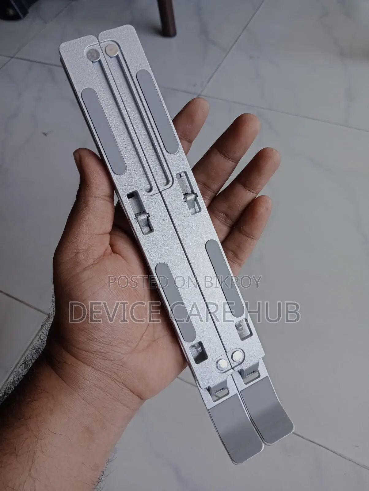 ল্যাপটপ স্ট্যান্ড অ্যালুমিনিয়াম অ্যালয় অ্যাডজাস্টেবল মাল্টি-এঙ্গেল