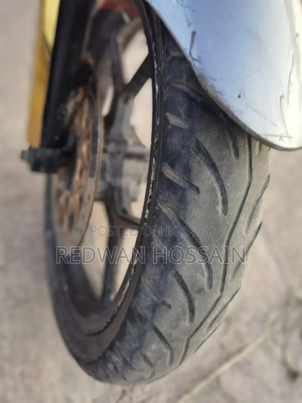 সুজুকি জিক্সার ২০১৯ গ্রে