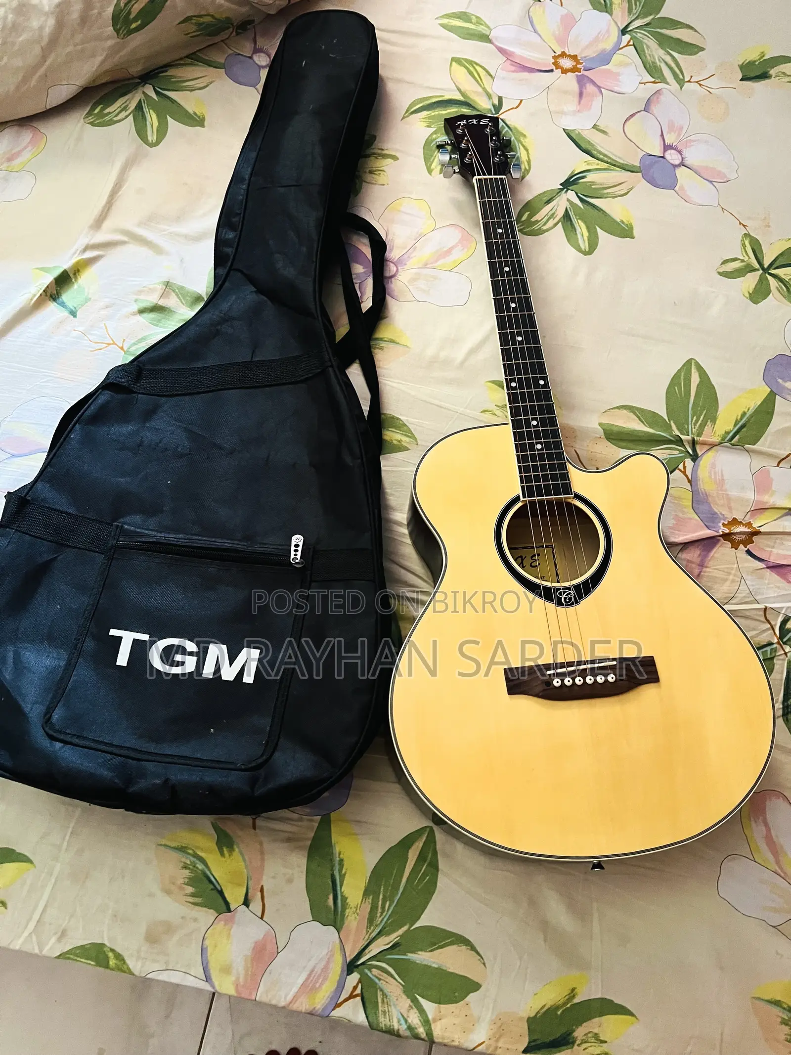 Axe Guitar