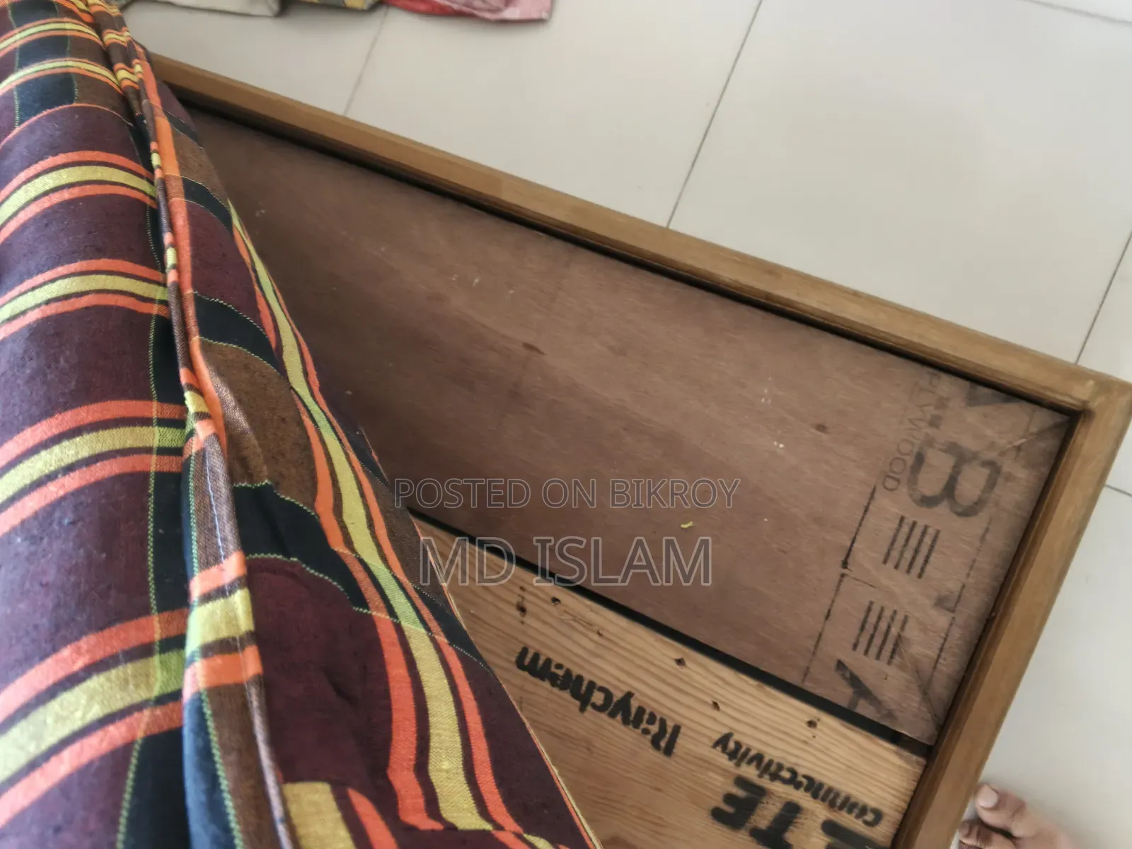 লো হাইট খাট