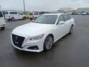 Toyota Crown 2021 Pearl