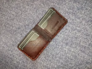 লেদার মানিব্যাগ (Leather MoneyBag)