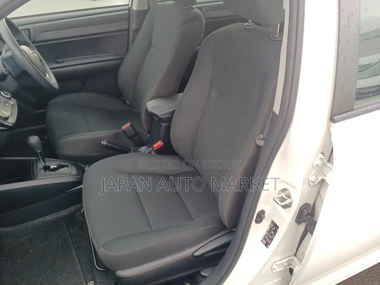 Toyota Axio 2021 White