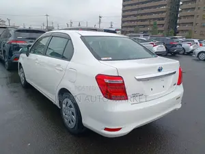 Toyota Axio 2021 White